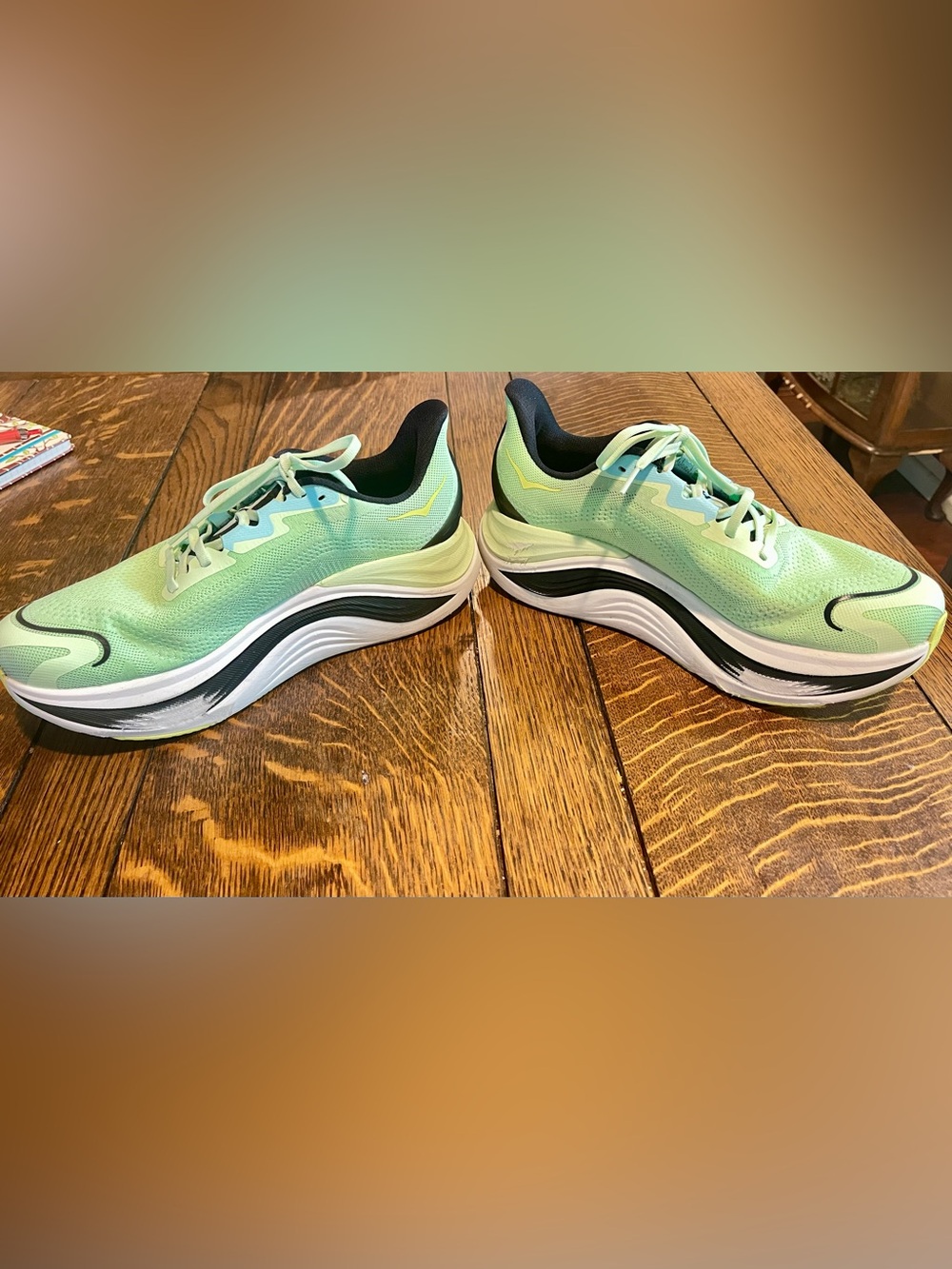 HOKA Men’s SkywardX - Picture 2 of 7